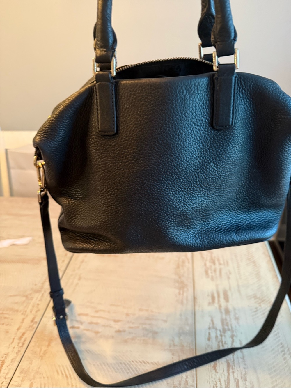 Tory Burch Black Pebbled Leather Dome Satchel with Gold Hardware - Picture 5 of 8